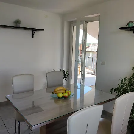 Bellevue Apartment